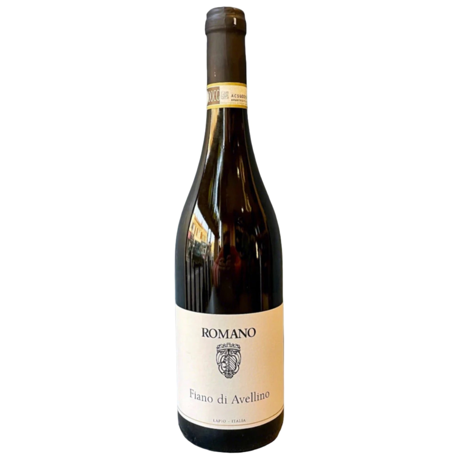 Wine bottle with 'ROMANO' label on a white background